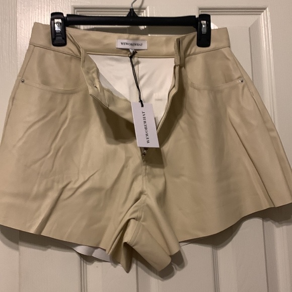 We Wore What Vegan Leather Flare Shorts - Picture 3 of 8